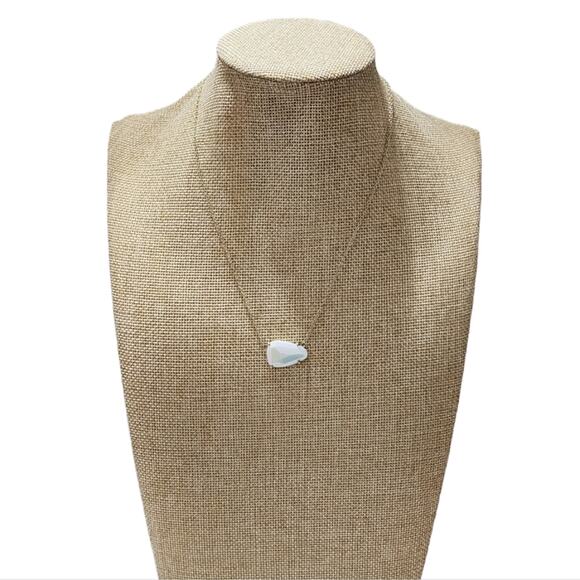 Kendra Scott White Iridescent Isla Pendant Necklace Rare HTF gold tone - Picture 4 of 11